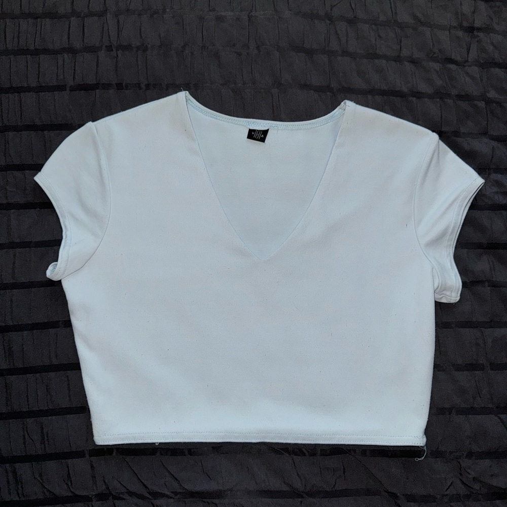 VINTAGE Via 101 Cropped Shirt